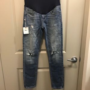 Never worn Maternity skinny leg jeans